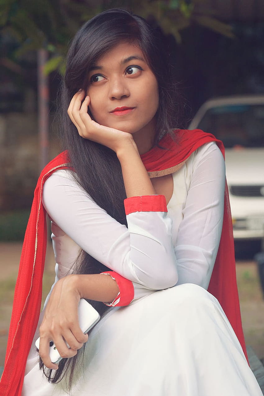 : Woman Wearing White Long, bangladesh women HD phone wallpaper
