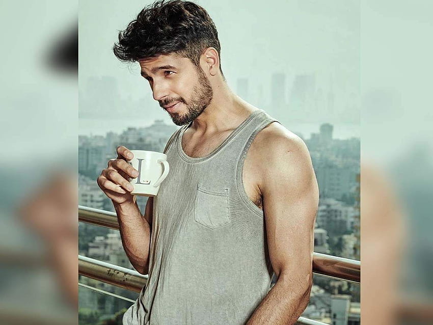Sidharth Malhotra shares a super cool on his Instagram; captions, 'Sunny side up' HD wallpaper