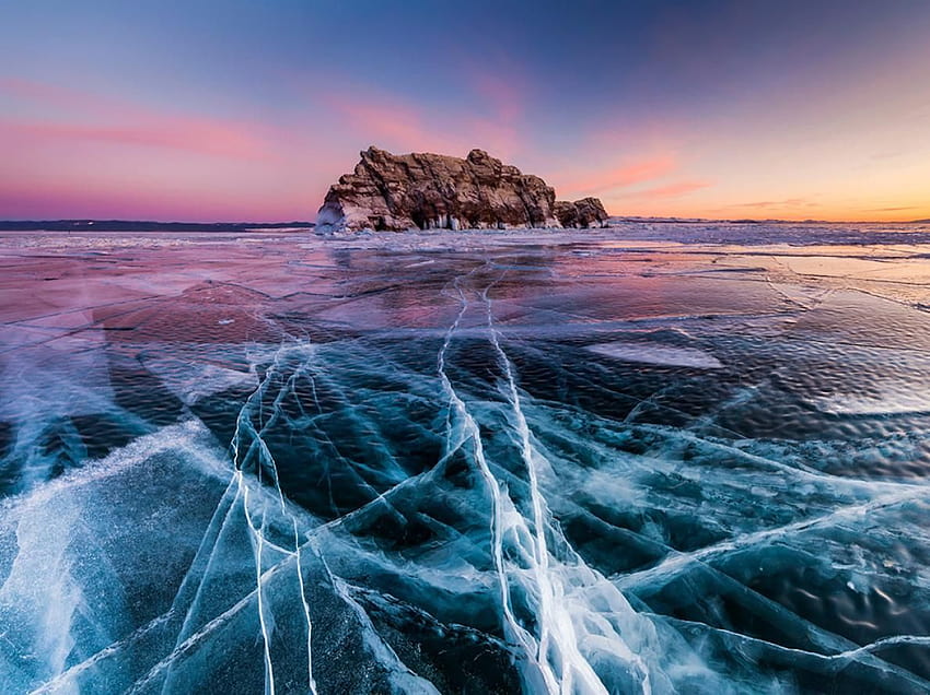 Езерото Байкал, Русия HD тапет