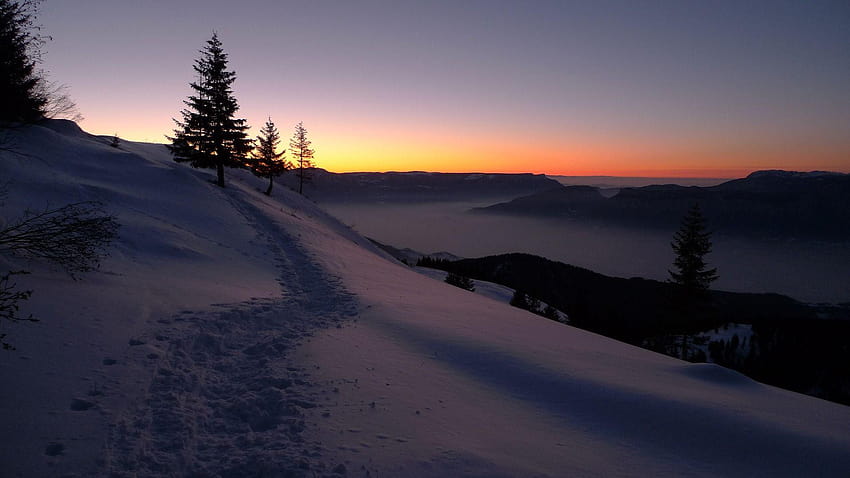 Solsticio de invierno – La noche más larga del año HD wallpaper