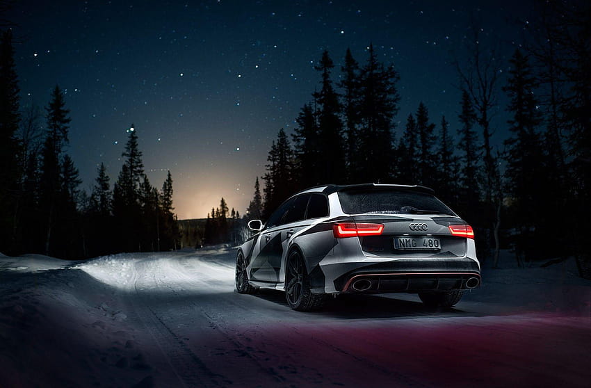 Audi RS6 Avant na nocnej drodze i Tapeta HD