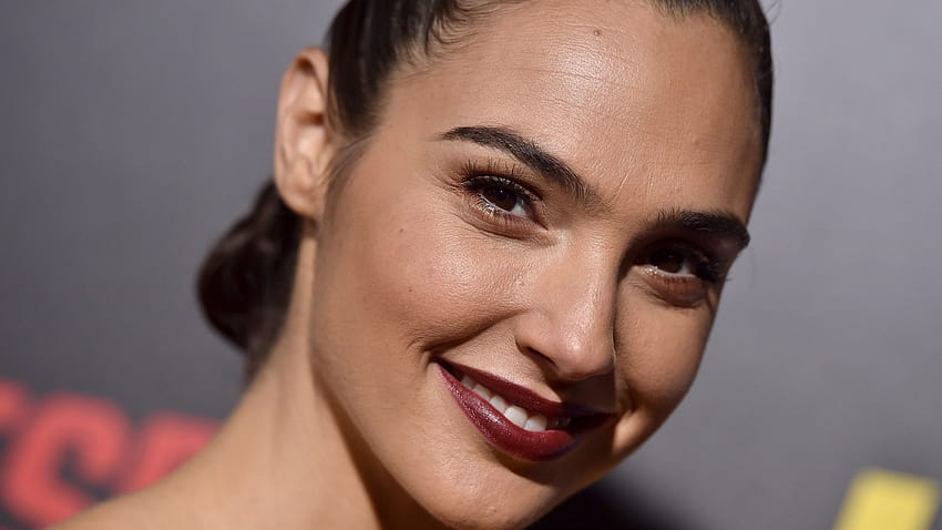 Wonder Woman Gal Gadot Is Expecting Baby Number Two!, gal gadot instagram HD wallpaper