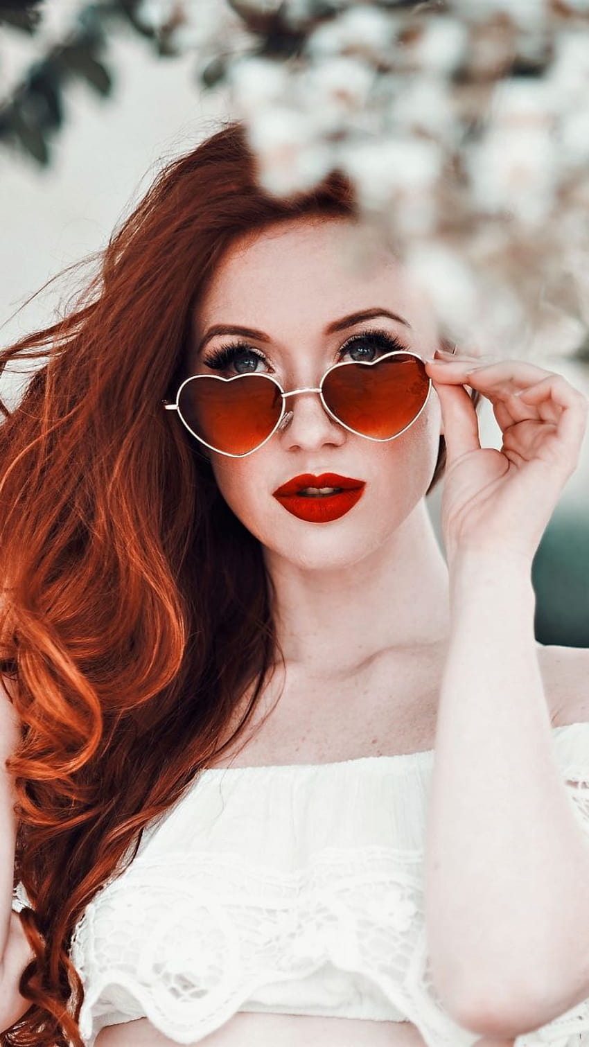 Heart Shape Sunglasses Woman Model 720x1280 Women In Sunglasses Hd