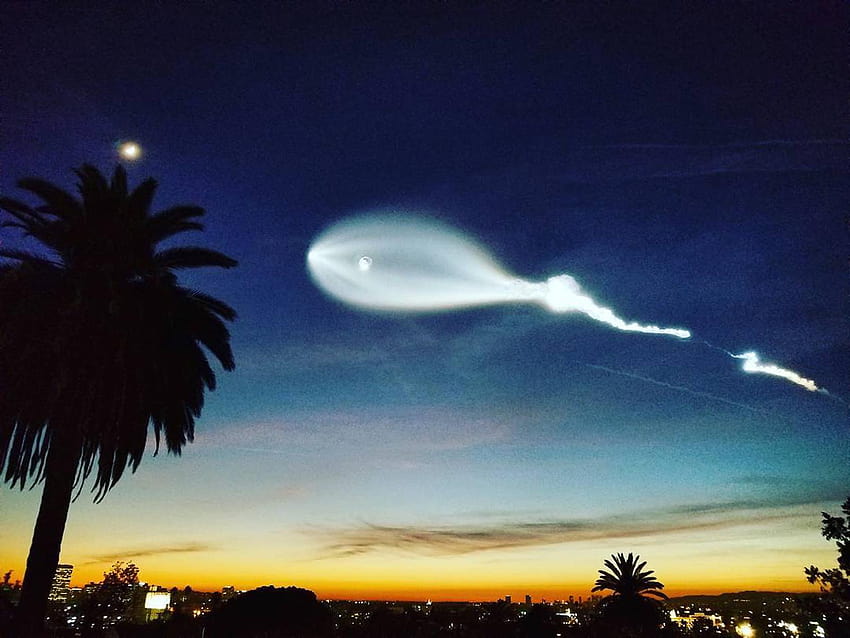 SpaceX rocket launch creates weird cloud, spacex launch HD wallpaper