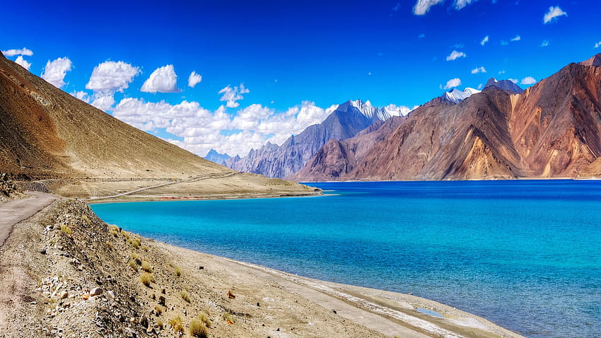 5 Hotels In Ladakh With Spectacular Views For Your, leh ladakh HD wallpaper