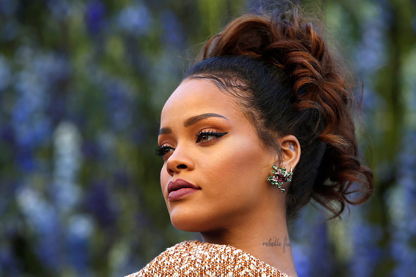 Rihanna 65525 4601x3067px HD wallpaper