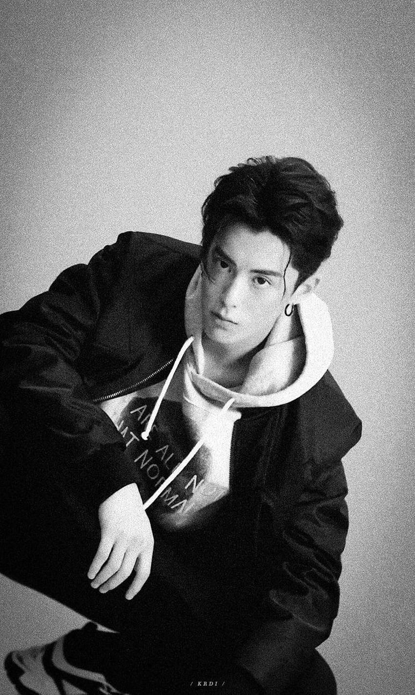 ☆ on X: rt dylan wang wallpaper to save lives 💖 i tried my best