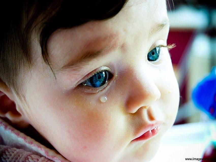 Triste bébé qui pleure, triste de pleurer Fond d'écran HD