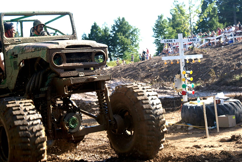 Mud Bogging 4x4 Offroad Race Racing Monster Truck Race Racing