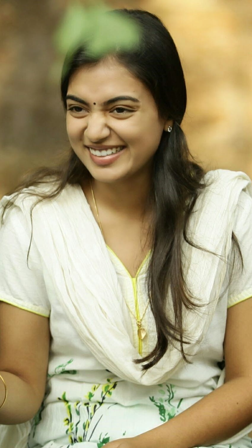 Nazriya Nazim Cute hoot in Bangalore Days and [1024x1412] for your , Mobile & Tablet HD phone wallpaper