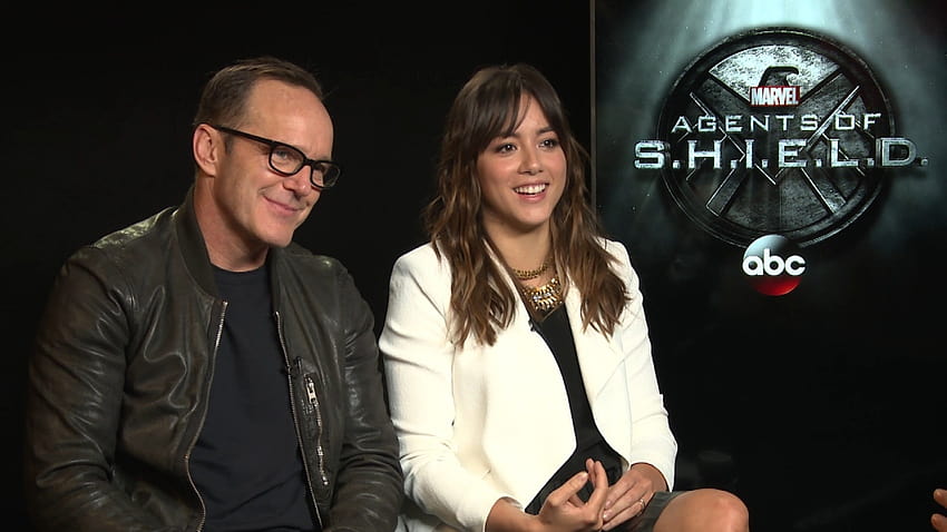 Chloe Bennet & Clark Gregg Tease Skye's 'Inhuman' Transformation on 'Marvel's Agents of SHIELD' HD wallpaper