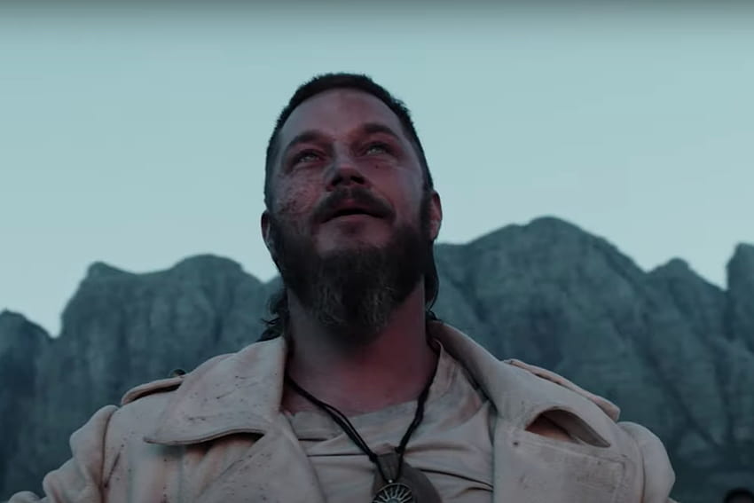 É Travis Fimmel, dos Vikings, contra Androides no trailer de Raised by Wolves, de Ridley Scott papel de parede HD