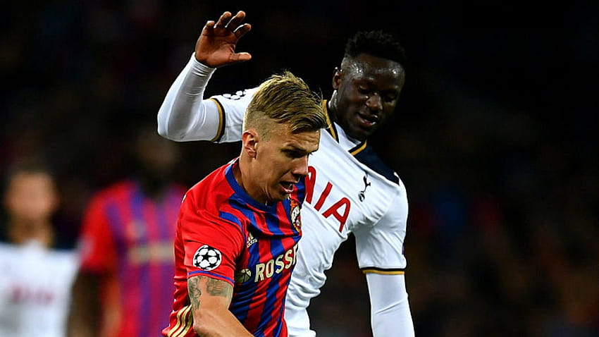Pontus Wernbloom of CSKA Moscow holds off Victor Wanyama of HD wallpaper