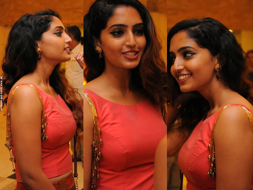 Aktris Malayalam Reba monica john Seksi Dengan Gaun Tanpa Lengan Ketat Wallpaper HD