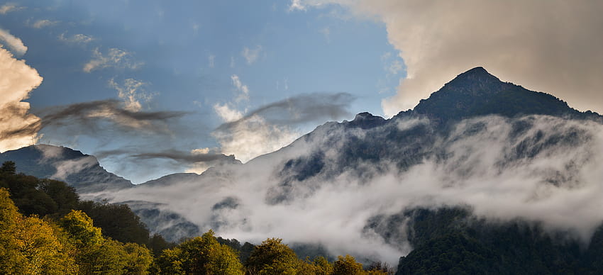 : Caucasus Mountains, clouds, mist 2800x1277 HD wallpaper