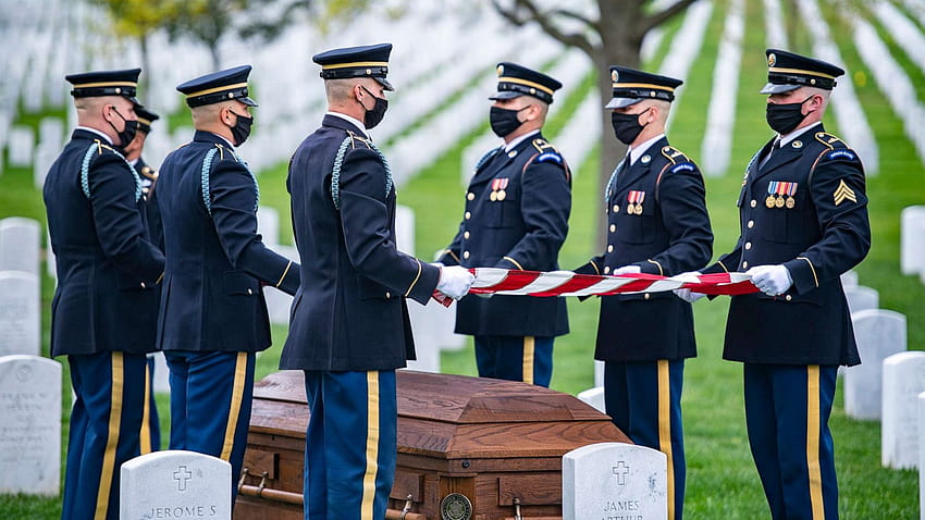 At Arlington National Cemetery, military funeral includes social distance, face masks: HD wallpaper