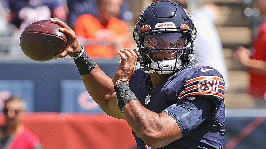 Justin Fields shows Bears fans what Jimmy Graham sees in him: a lot of Russell Wilson, justin fields chicago bears HD wallpaper