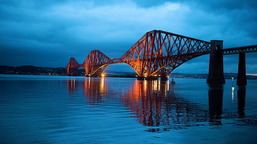 Night view at Forth Bridge across the Firth of Forth, South Queensferry, Scotland, UK HD wallpaper