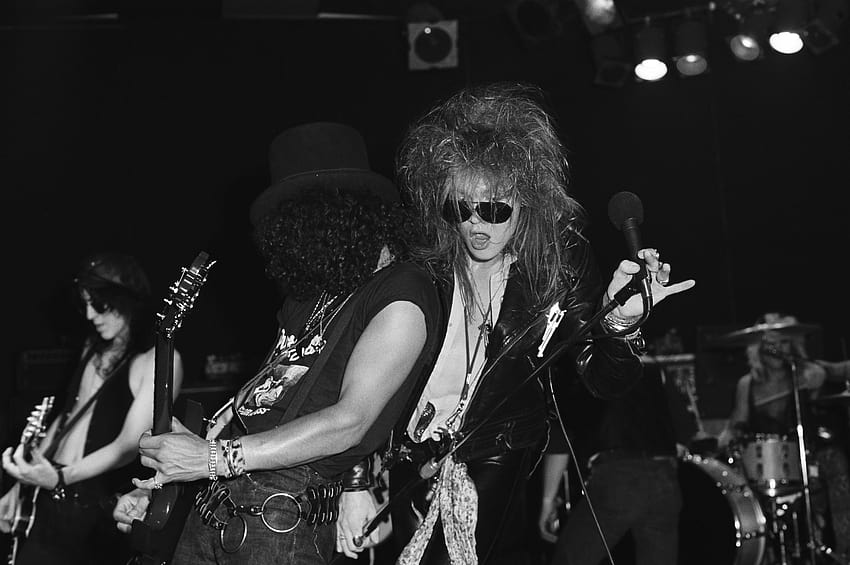 Guns N' Roses се събират отново: Вижте началото на група в действие, Стивън Адлер HD тапет