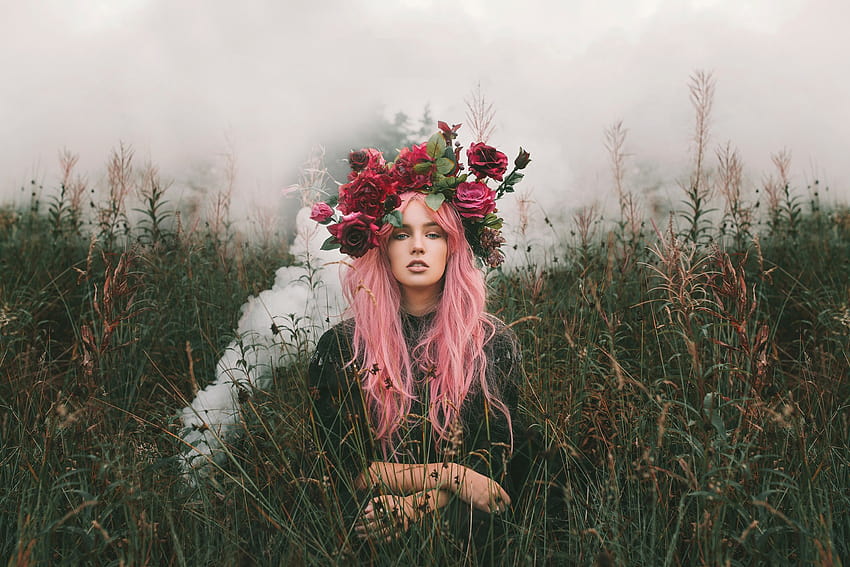 : жени на открито, модел, трева, зима, рокля, розова коса, венци, пролет, дърво, есен, цвете, растение, красота, сезон, флора, местообитание 2048x1365, есенен венец HD тапет
