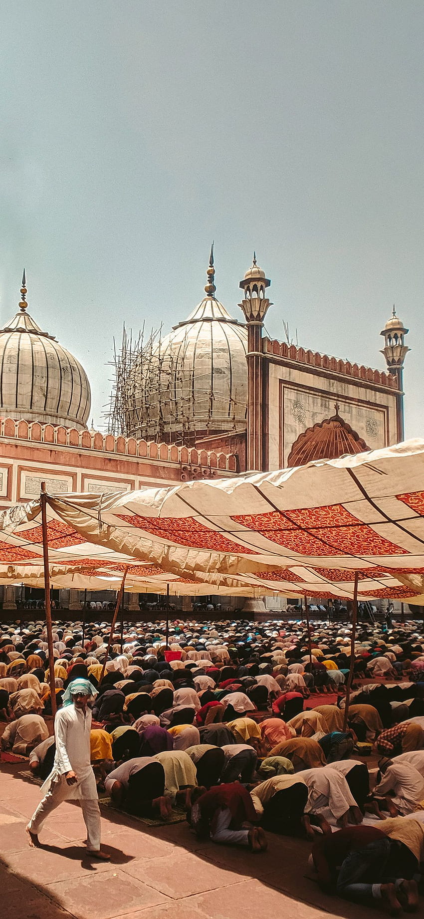 Menschen, die bei Jama Masjid beten, schöne Android-Moschee HD-Handy-Hintergrundbild