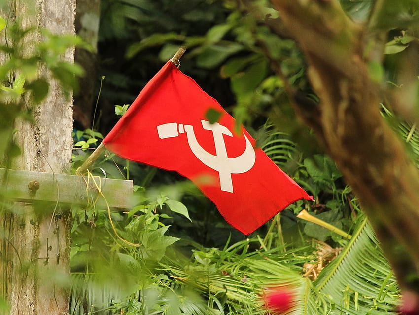 ファイル:共産主義者の旗 @ コッタヤム、ケララ州、インド 高画質の壁紙