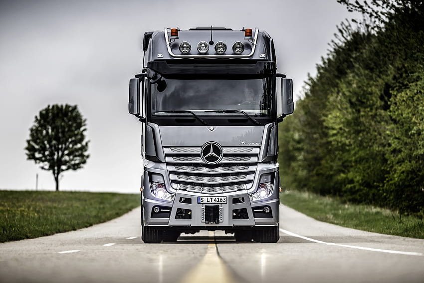 Mercedes Benz Actros, truck cabin HD wallpaper