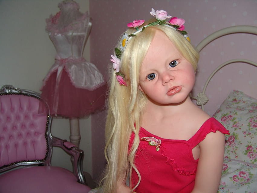 Eden Alexxa Wood Reborn Child Doll HD wallpaper | Pxfuel