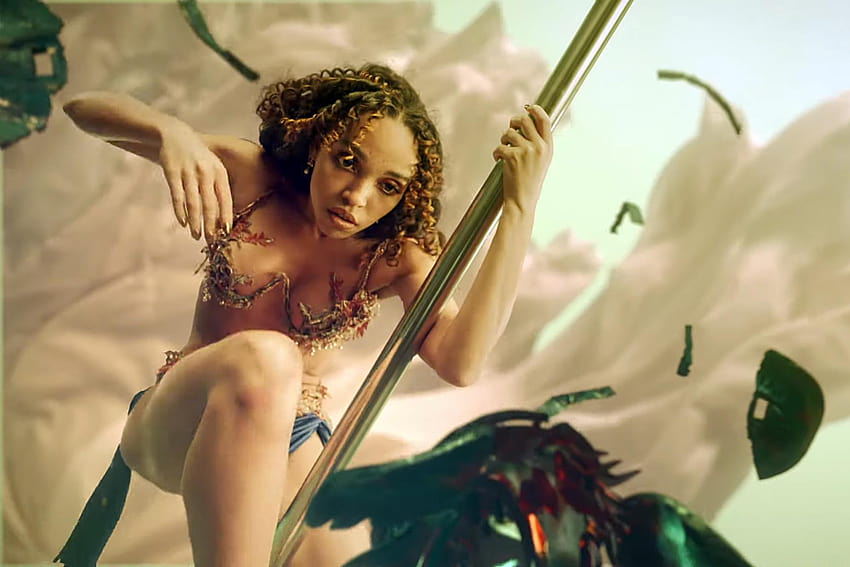 Watch FKA Twigs' Trippy, Emotional New Video for 'Cellophane, fka twigs cellophane HD wallpaper