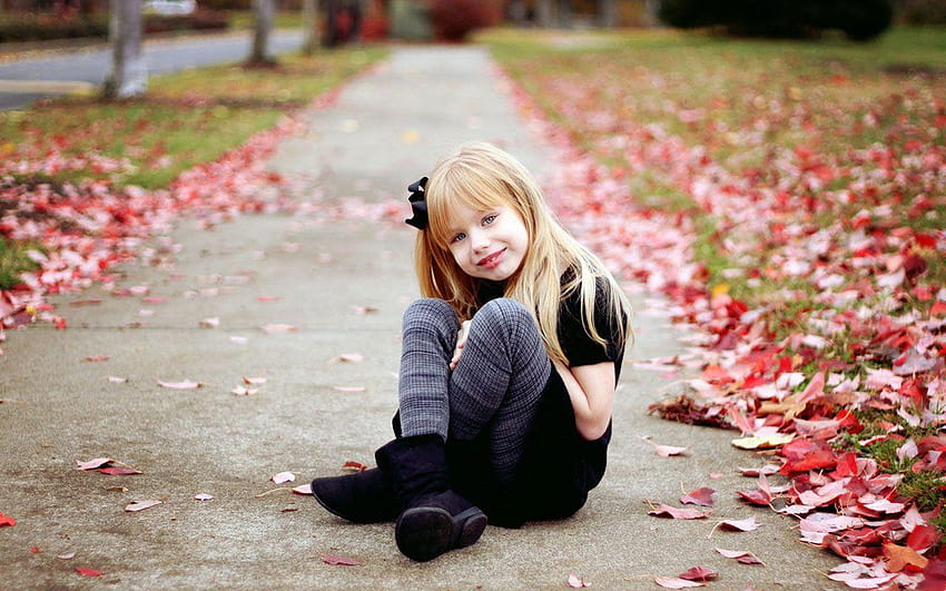 Autumn leaves and beautiful children graphy 5 HD wallpaper | Pxfuel