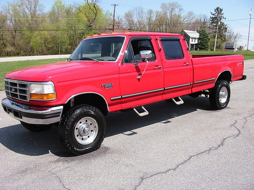 Pampered non smoker 1997 Ford F 350 XLT Crew Cab for sale, 1997 ford f 350 red HD wallpaper