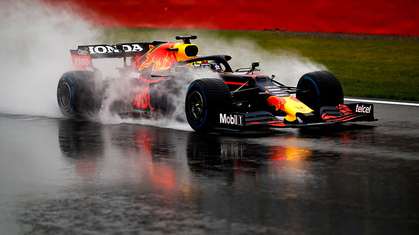 Ich konnte einen Schritt im Gesamtgrip und in der Höchstgeschwindigkeit spüren.“ Sergio Perez gibt einen Rückblick nach der Testfahrt mit dem RB16B, Checo Perez Red Bull HD-Hintergrundbild