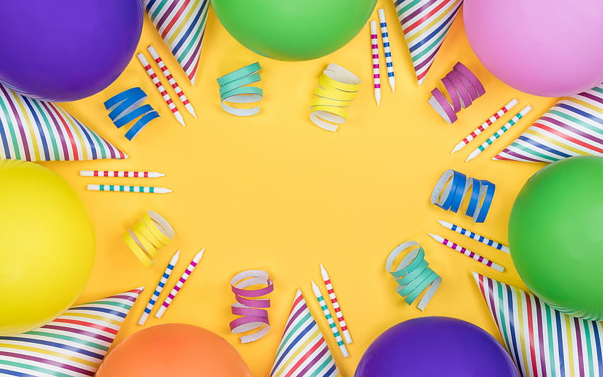 Feliz aniversário, fundo amarelo, bolas infláveis ​​multicoloridas, confete, modelo de cartão postal, parabéns com resolução 2880x1800. Alta qualidade, modelo de aniversário papel de parede HD