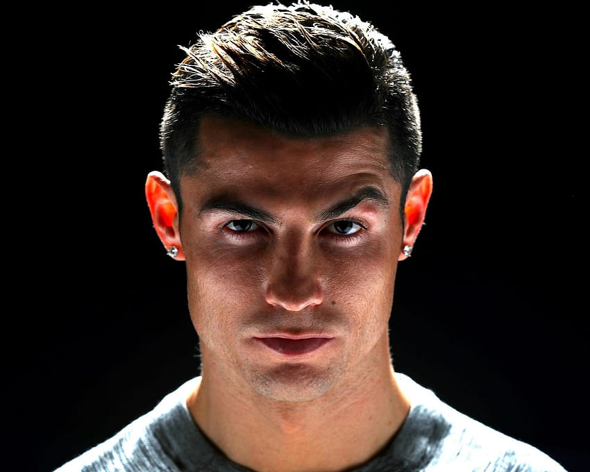 1280x1024 Cristiano Ronaldo, Face Portrait, Earrings, ronaldo portrait HD wallpaper