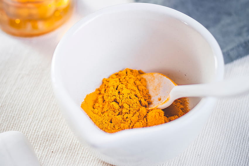Turmeric Isn't As Magical As We All Thought, Study Finds, turmeric powder HD wallpaper