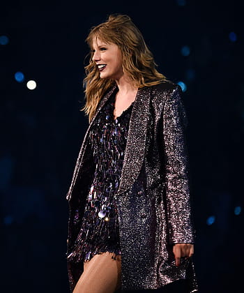 How Taylor Swift is Counting on Fashion to Change Her 'Reputation