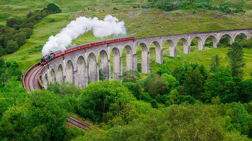 Steam Train Glenfinnan Viaduct é um viaduto ferroviário na West Highland Line em Glenfinnan, Inverness Shire, Escócia 3840 x 2400 : 13 papel de parede HD
