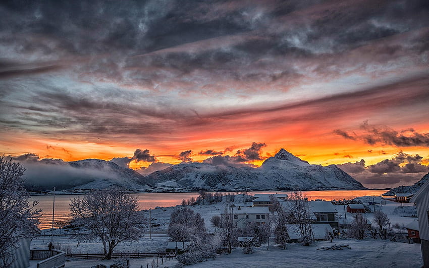 시골 집과 겨울 시골 풍경과 북부 노르웨이 겨울 눈 산 HD 월페이퍼