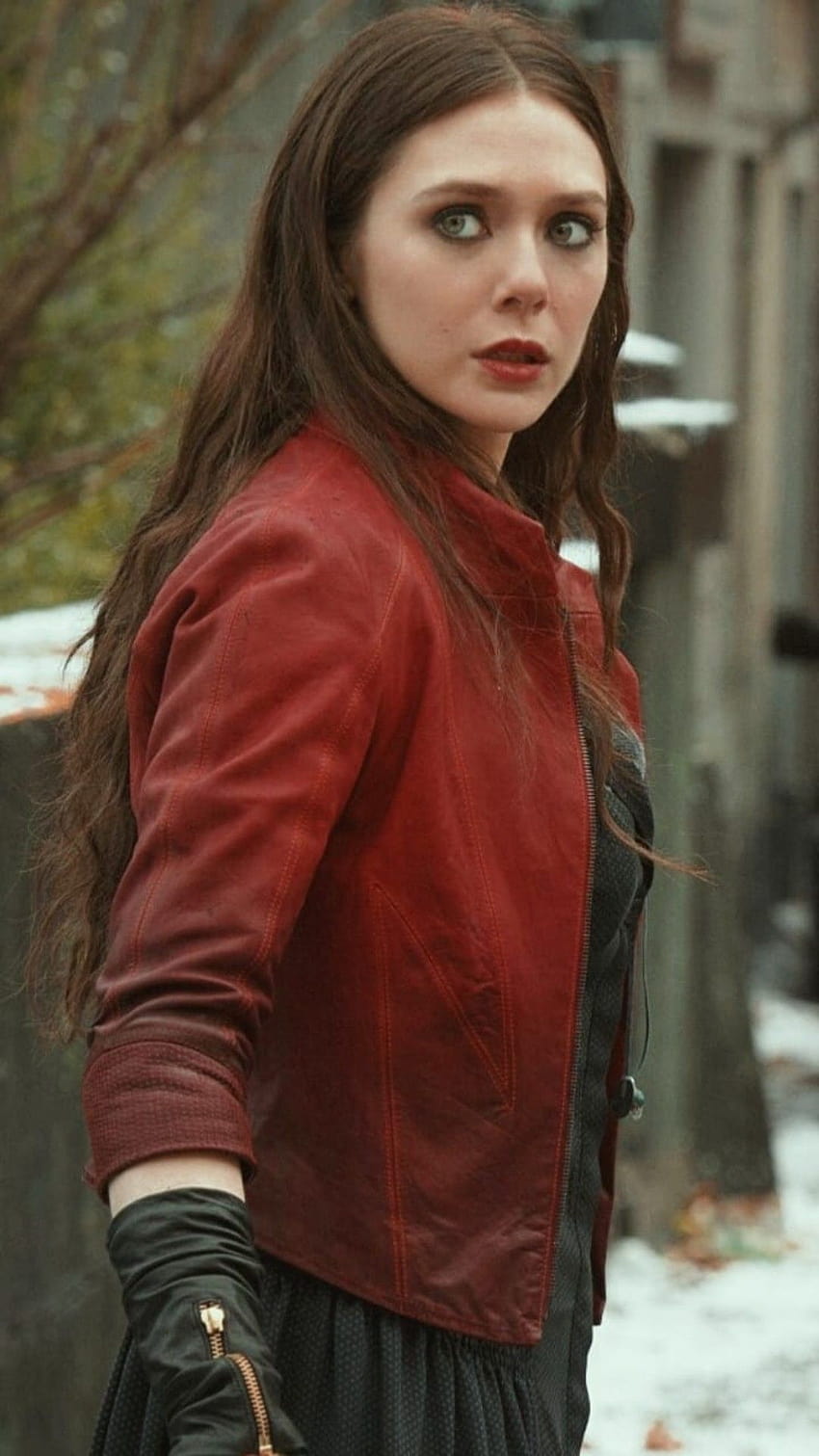 Wanda Maximoff / Scarlet Witch, wanda maximoff sorcière écarlate avengers age of ultron Fond d'écran de téléphone HD