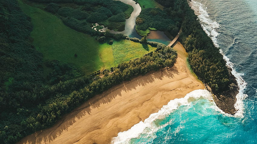 Aerial View Of Green Trees Island Road Ocean Waves Beach Sand Ocean, aerial view beach sand and ocean waves HD wallpaper
