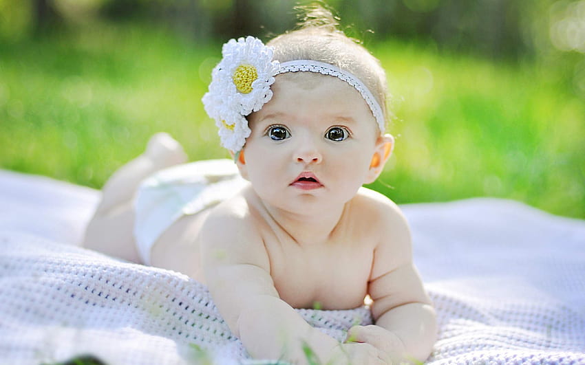 Arrière-plans mignon bébé fille pour ordinateur portable mobile avec petit, bébés filles Fond d'écran HD