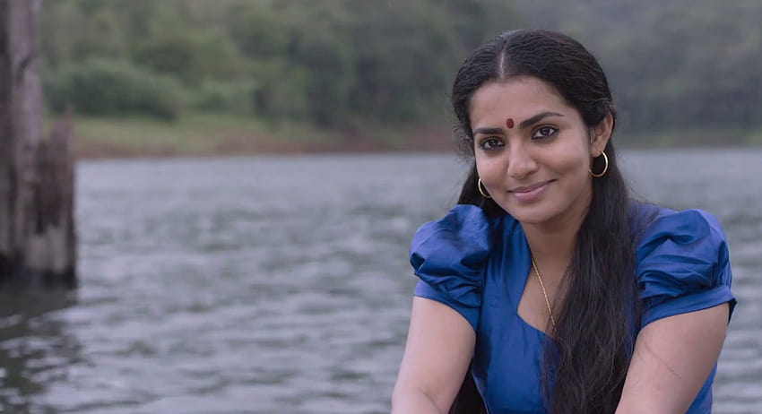 Parvathi Menon in Ennu Ninte Moideen Movie ~ SOUTH ACTRESS SPICY HD wallpaper