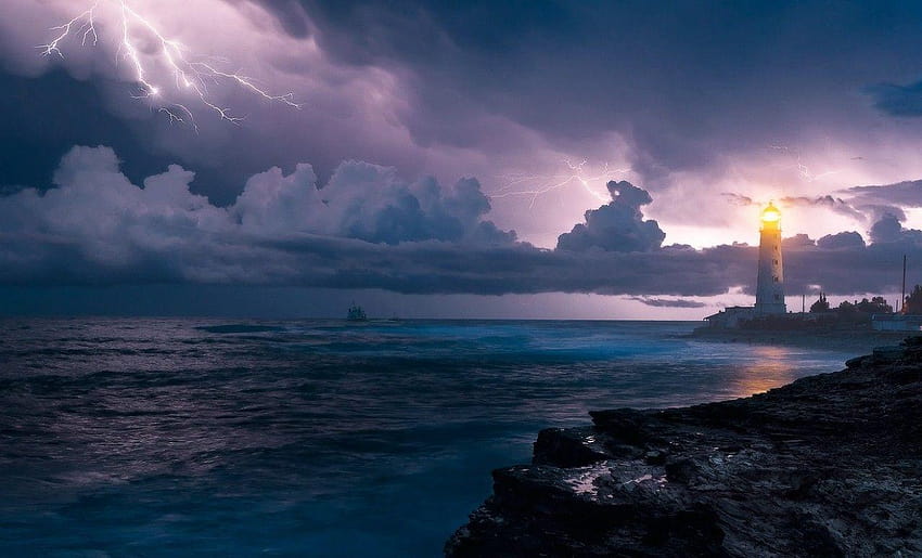 Ozeane: OZEAN STURM Wolken Himmel Schiff Wellen Leuchtturm Blitz, Seesturm HD-Hintergrundbild