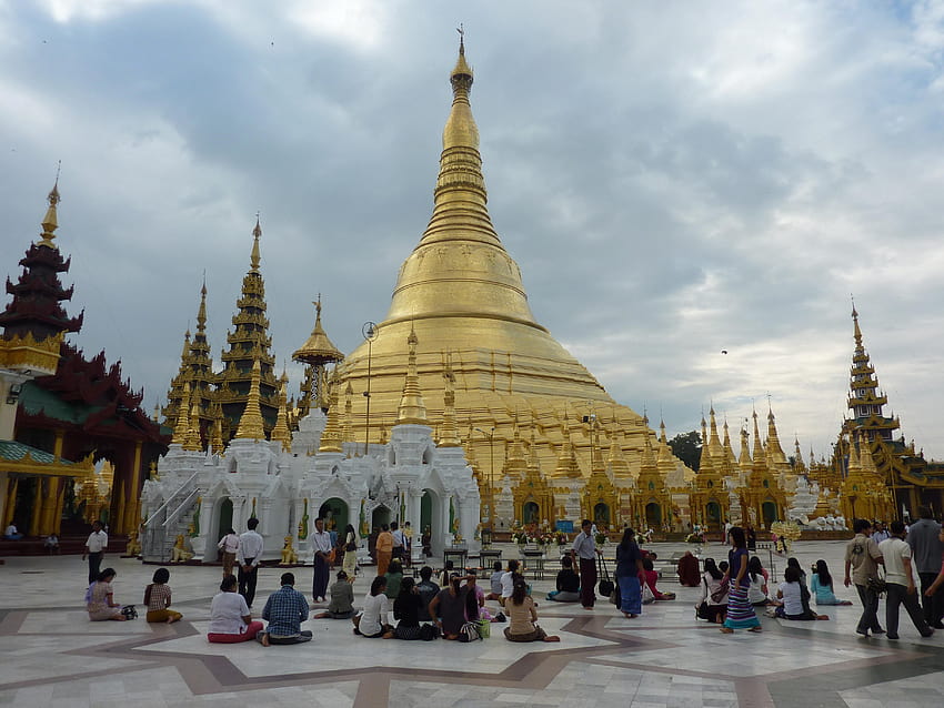Shwedagon Pagoda, Yangon HD wallpaper
