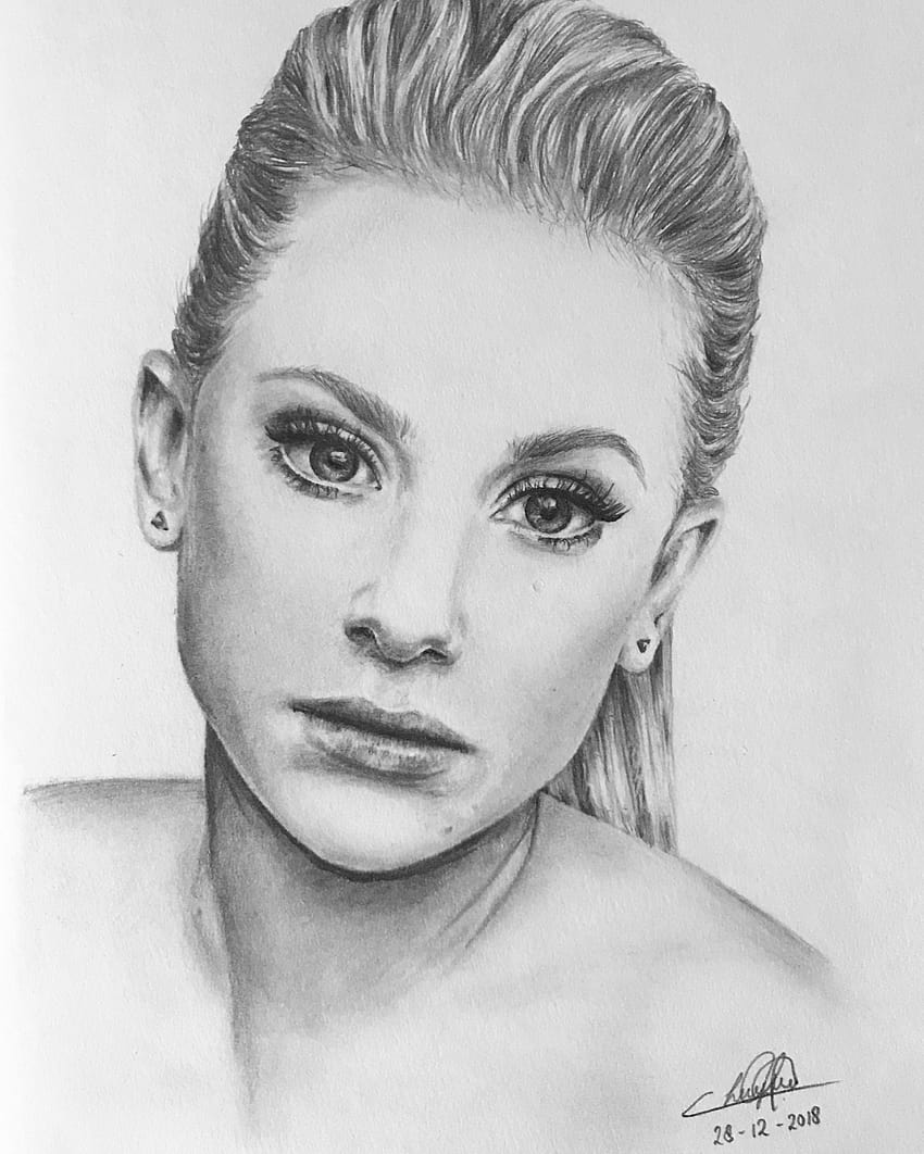 Pencil sketch of a hollywood celebrity | DesiPainters.com
