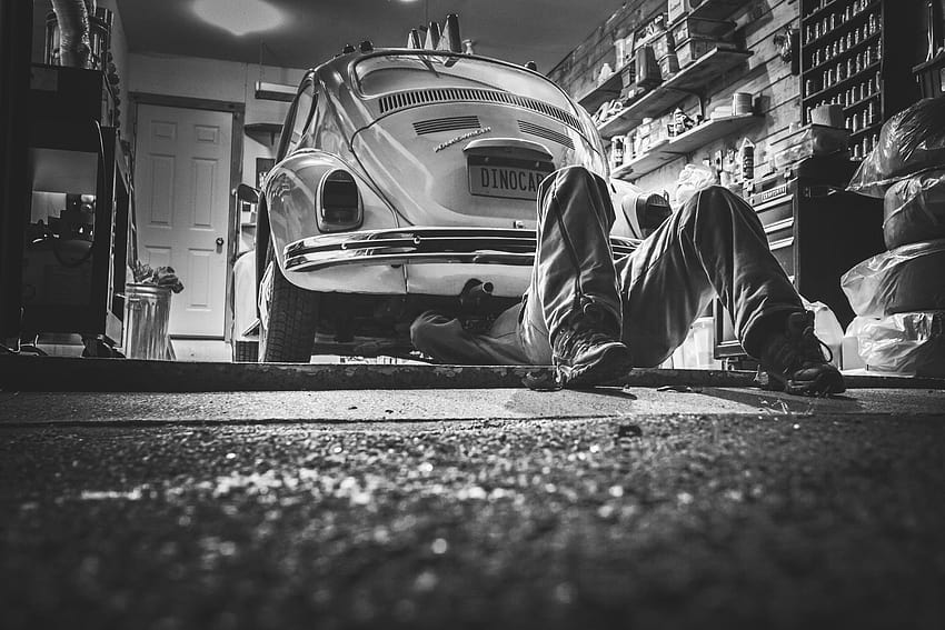 Person Fixing Car · Stock, car workshop HD wallpaper