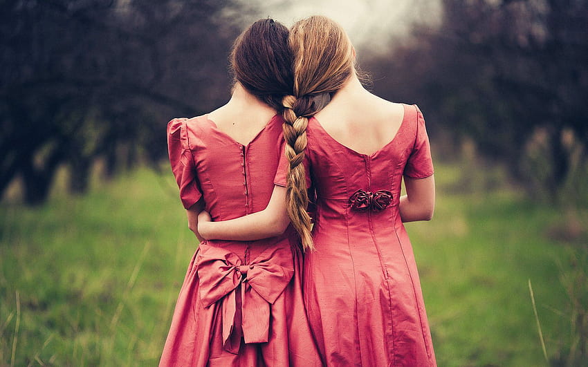 Two Girls, two bffs HD wallpaper