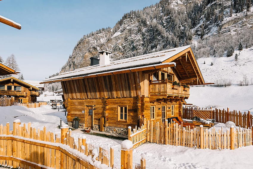 40 of the World's Top Cabin Getaways, winter alpine cabin HD wallpaper