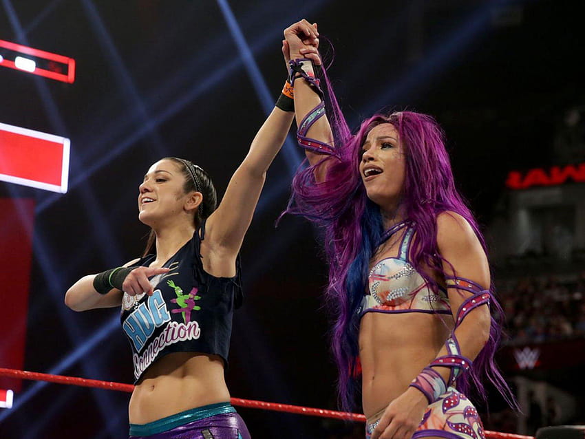 Sasha Banks wzywa najlepsze gwiazdy WWE do pomieszania tego z NXT, Sasha Banks i Bayley Tapeta HD