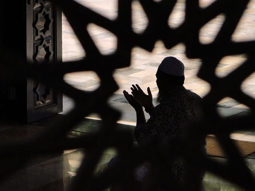 Muslimisches Beten, muslimische Männer HD-Hintergrundbild